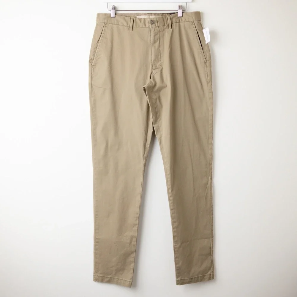 Banana Republic Lived-In Athletic Chino Mens 32x36 Khaki Tan Relaxed Tapered NWT